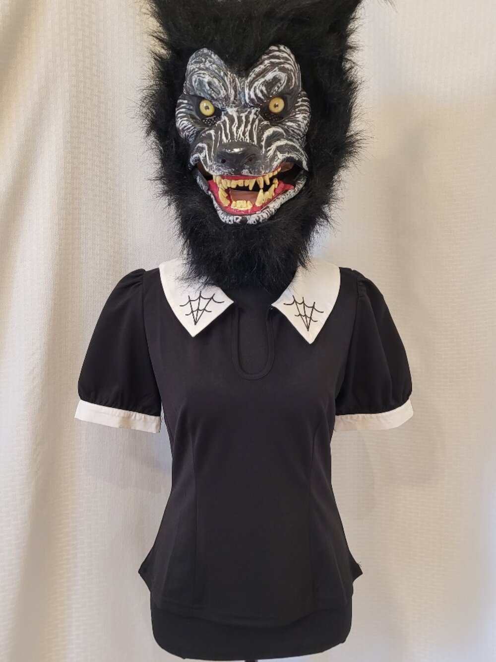 Banned Apparel, Ladies Top, Small, White Spider Web Collar, Alternative, Goth